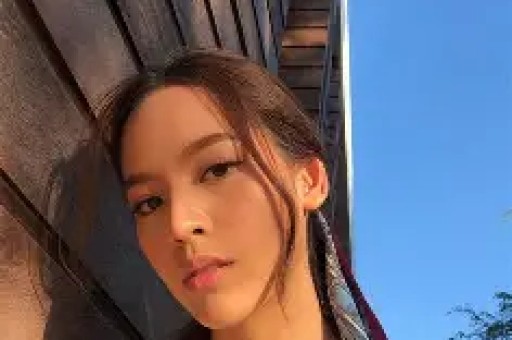 丑闻！白人网红“偷”走黑人模特身体被抓包后竟甩锅AI